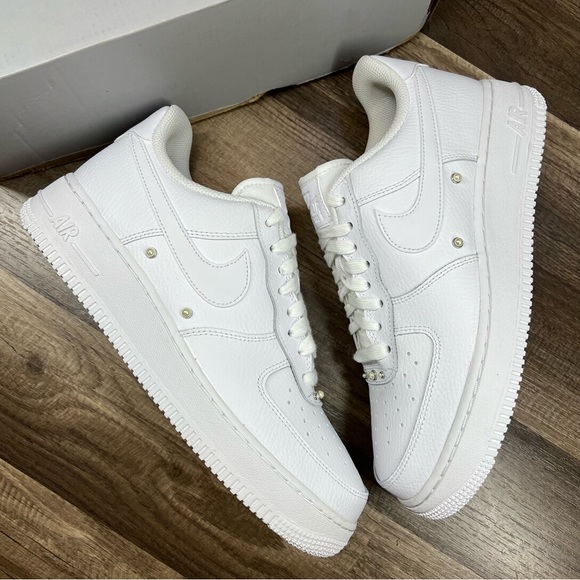 Nike Air Force 1 ‘07 SE - Picture 2 of 7